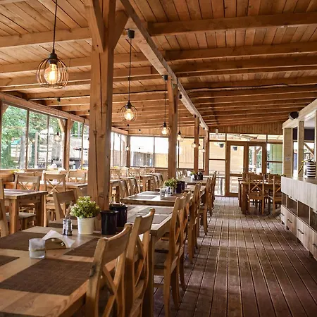 In - Nida Ruciane-Nida